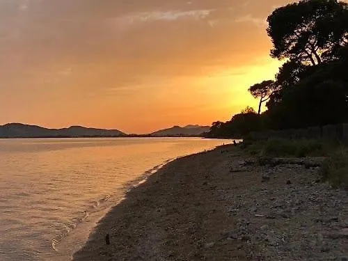 Le Rivage - A 50M De La Plage Des Salins - Piscine Hyeres 0*,  France